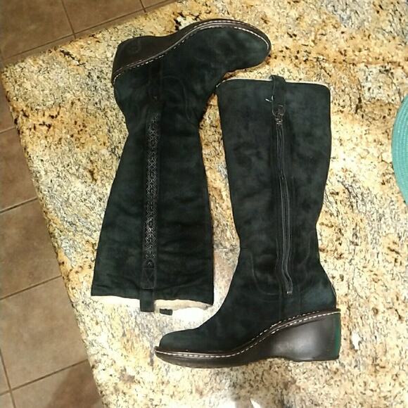 UGG Hartley Knee High Boots Black Suede & Sheep Skin Wedge S/N 3342 Size 7 M - Picture 3 of 12